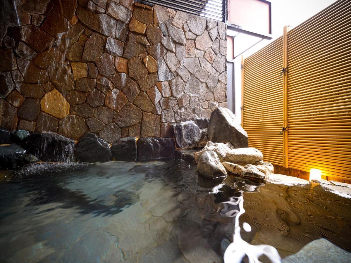 Apa Hotel Komatsu Grand Ngoại thất bức ảnh